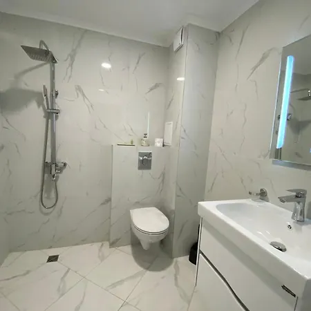 Lilia Voyage, Kavatsi Apartment *